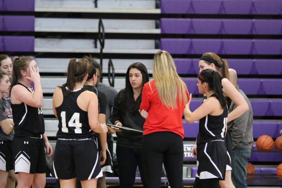 Off-court chemistry proves valuable for girls basketball team