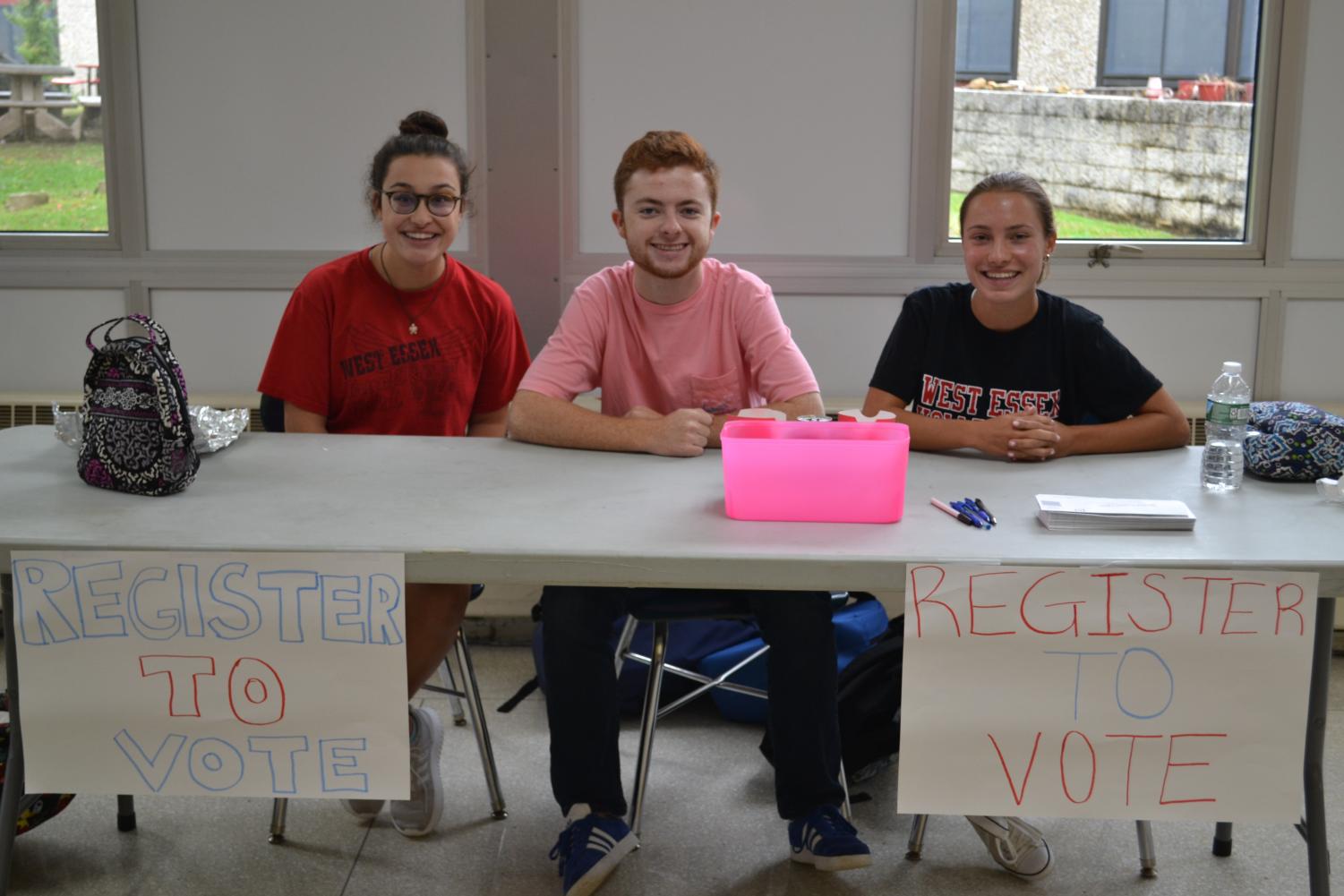 Officers of Rho Kappa staff the table at the honor society's voter registration drive Oct. 4 in the cafeteria. The drive will run through Oct. 5 for any student who will be 18 in time for this year's midterm elections.