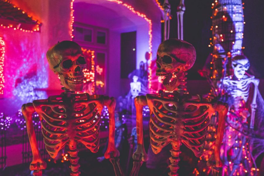 Halloween+decorations+celebrate+the+fun+and+spooky+Halloween+spirit.