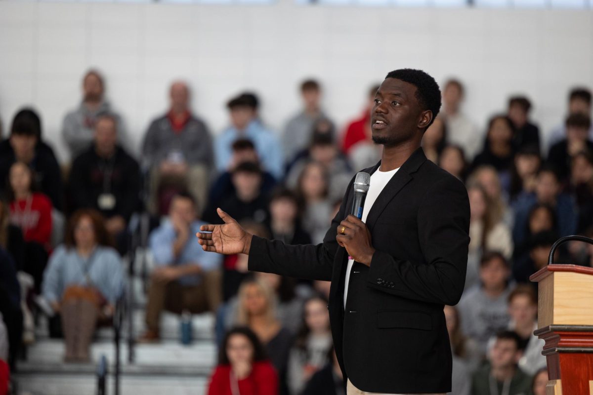 Motivational speaker Chris Singleton, a former pro baseball player, spoke about love and unity in the face of racism and hate during a schoolwide assembly on Nov. 13. (Photo courtesy of Stephen Miller)