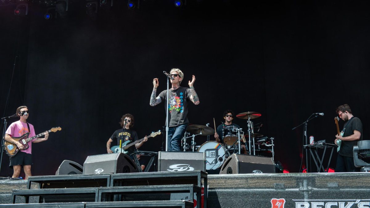 The Neighbourhood, consisting of Jesse Rutherford, Brandon Fried, Jeremy Freedman, Mikey Margott and Zach Abels performing at Zeppelin Stage. (Wikimedia Commons)