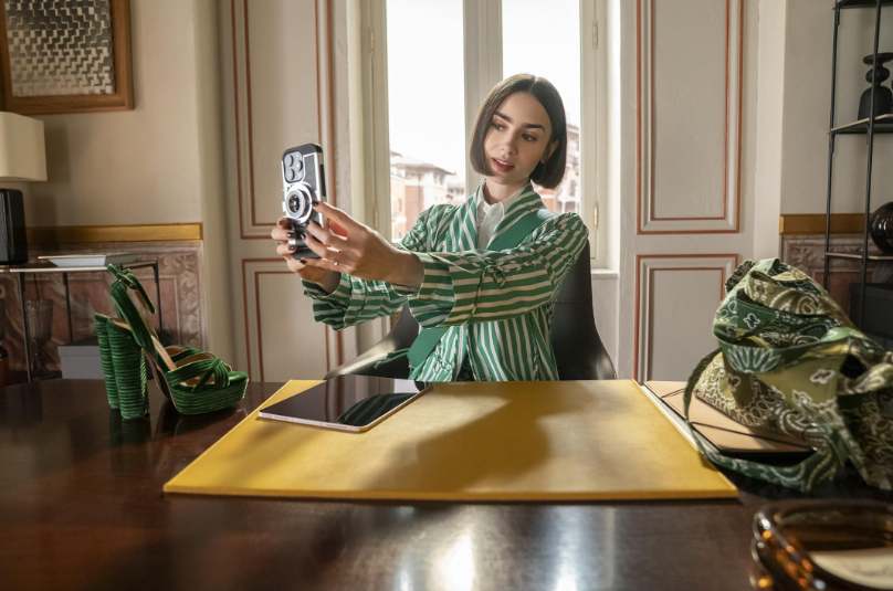 "Emily In Paris" stuns its audience with yet another solid season, advancing the shows brilliant plot. 